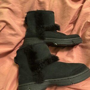 UGG Sunburst Mini